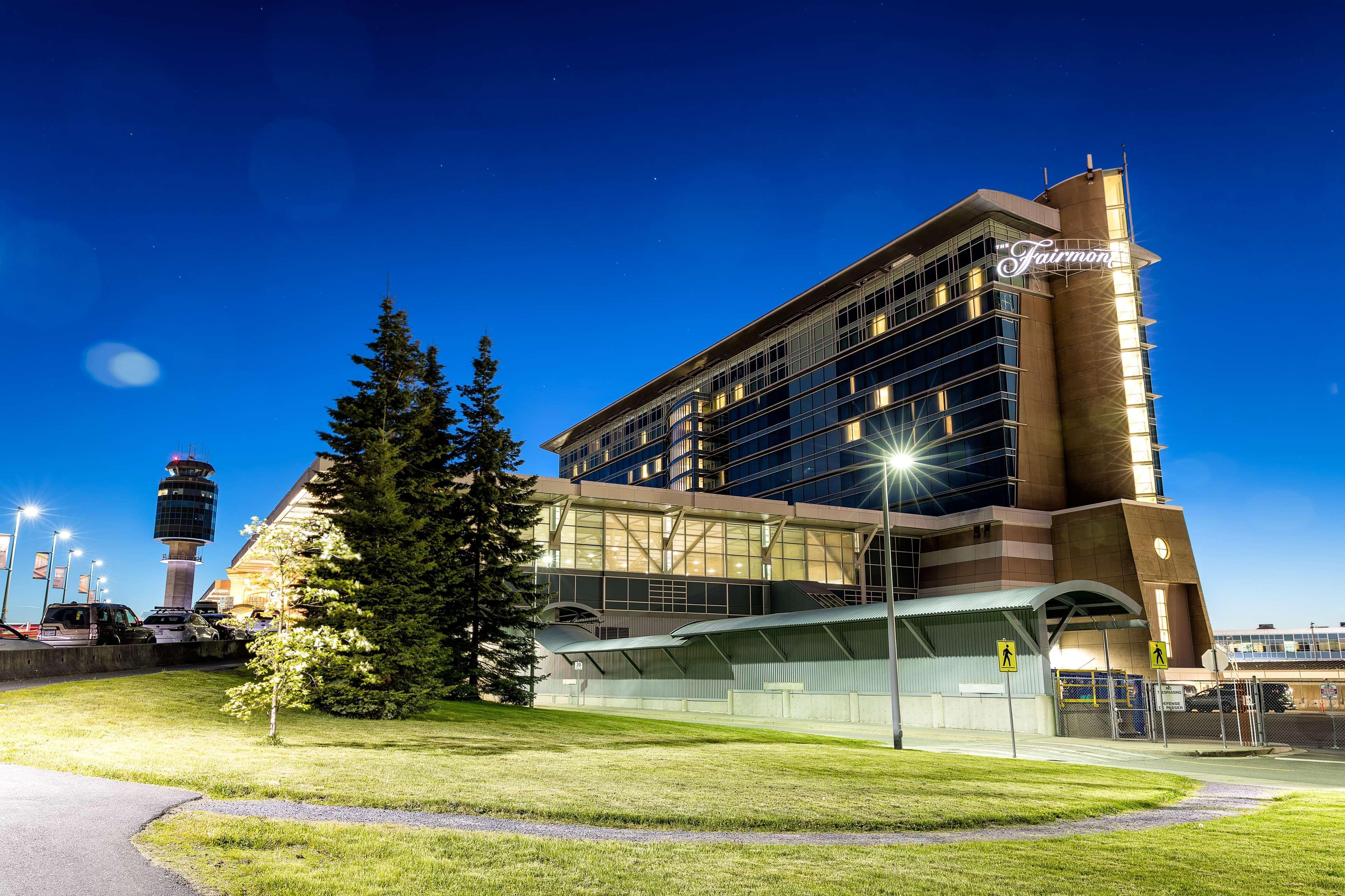 Fairmont Vancouver Airport In-Terminal Hotel Richmond Exterior foto